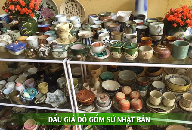 dau-gia-do-gom-su-nhat.jpg
