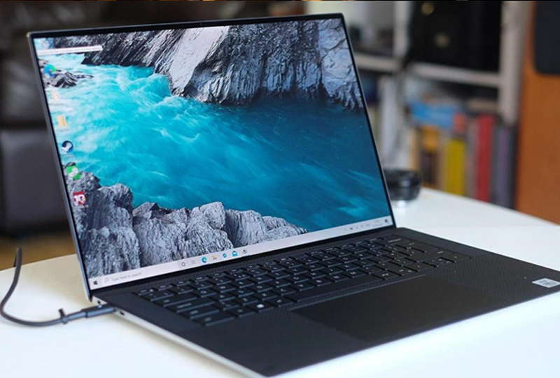 dau-gia-lap-top-noi-dia-nhat.jpg